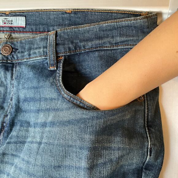 Tommy Hilfiger Men Jeans size 38x30 Blue Mid Rise Straight Leg - Picture 7 of 11